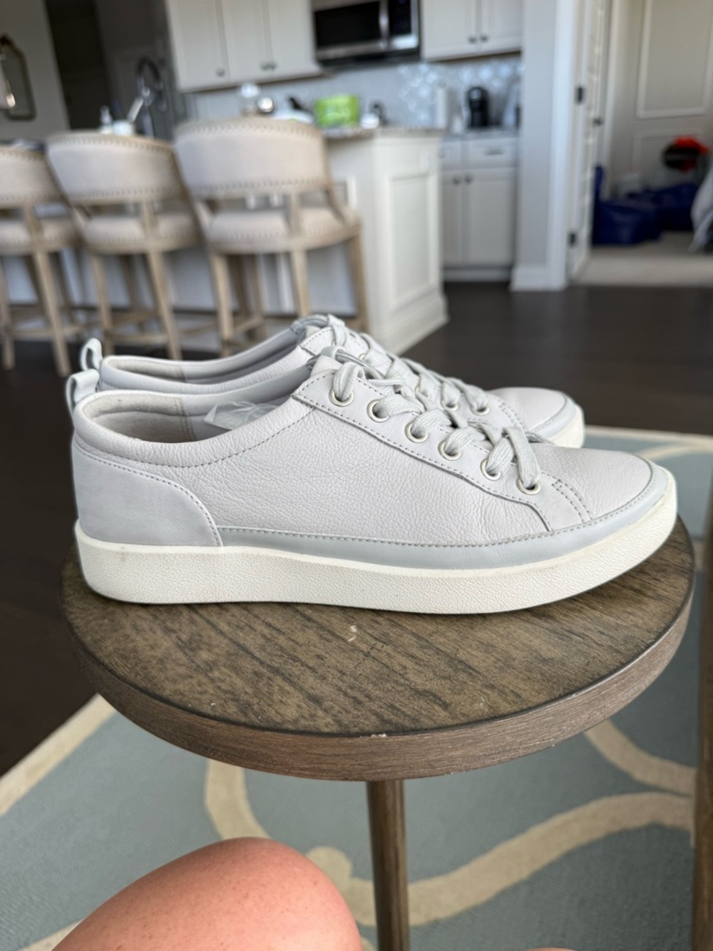 Vionic Winny Sneaker. Size 7.5